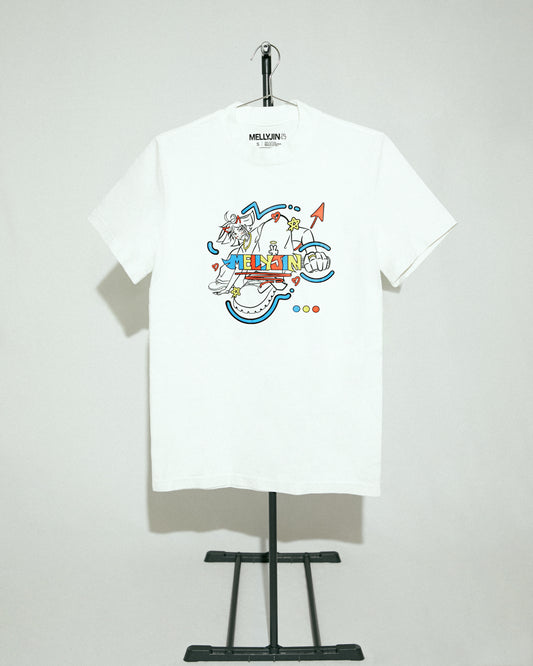 Graffiti Girl - Streetwear Fit Oversized T-Shirt